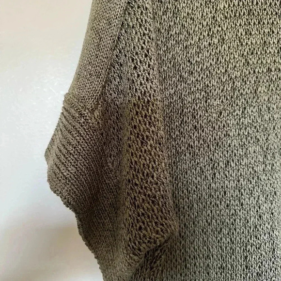 Chico’s Short Sleeve Olive Green Crewneck Sweater - Picture 2 of 5